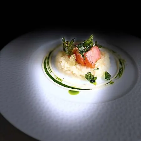 فندق De L'etoile 3*